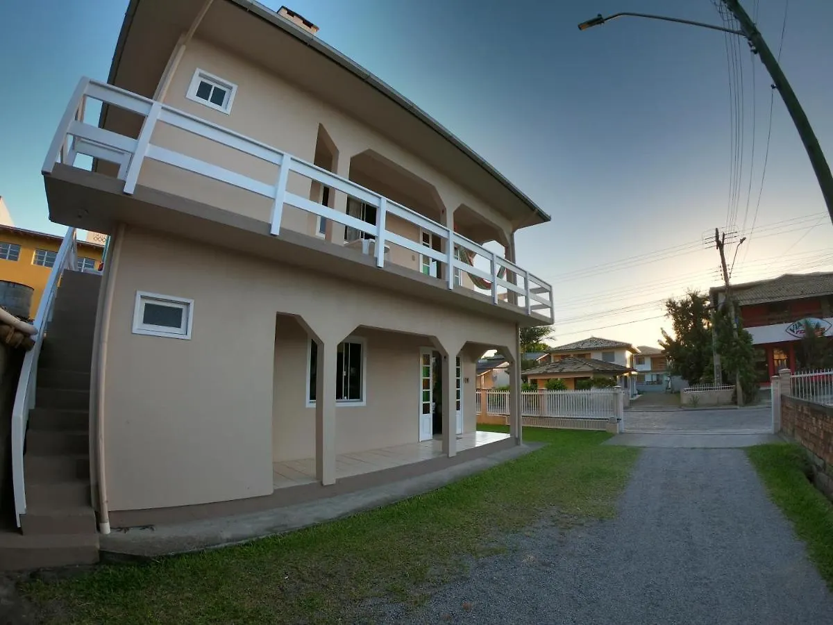 Casa Na Avenida Da Praia Da Ferrugem 55 Garopaba Brazil